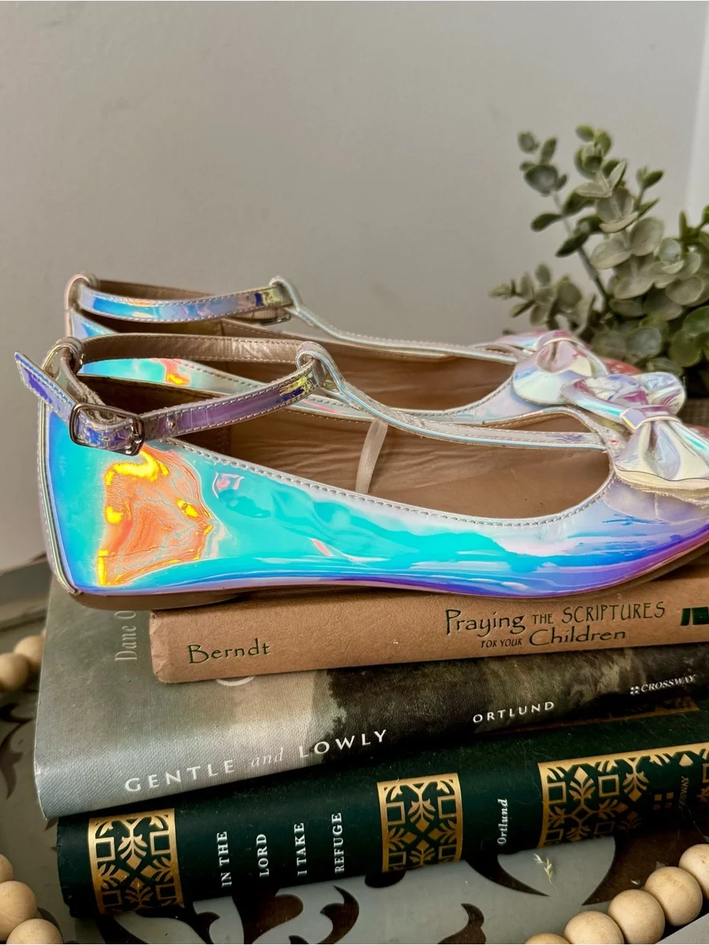The Childrens Place iridescent strap